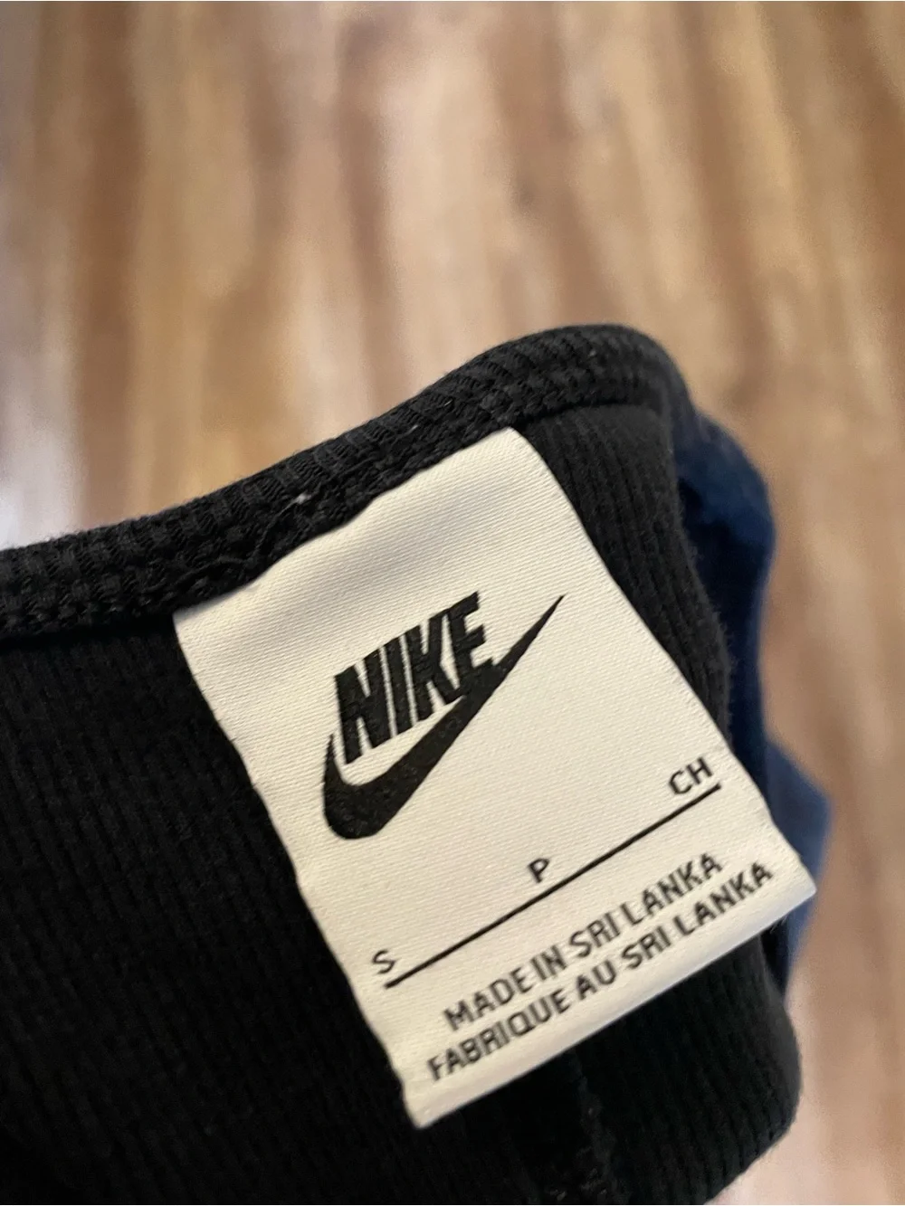Nike Air Cropped Tank Top